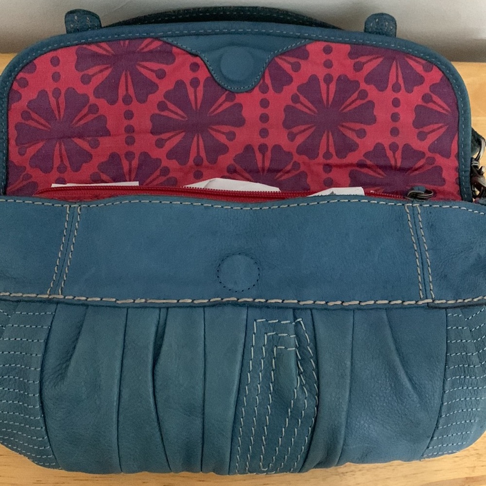 FOSSIL SHOULDER/CLUTCH BAG - Picture 2 of 7